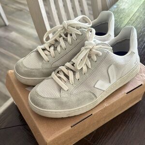 Women’s Veja Shoes